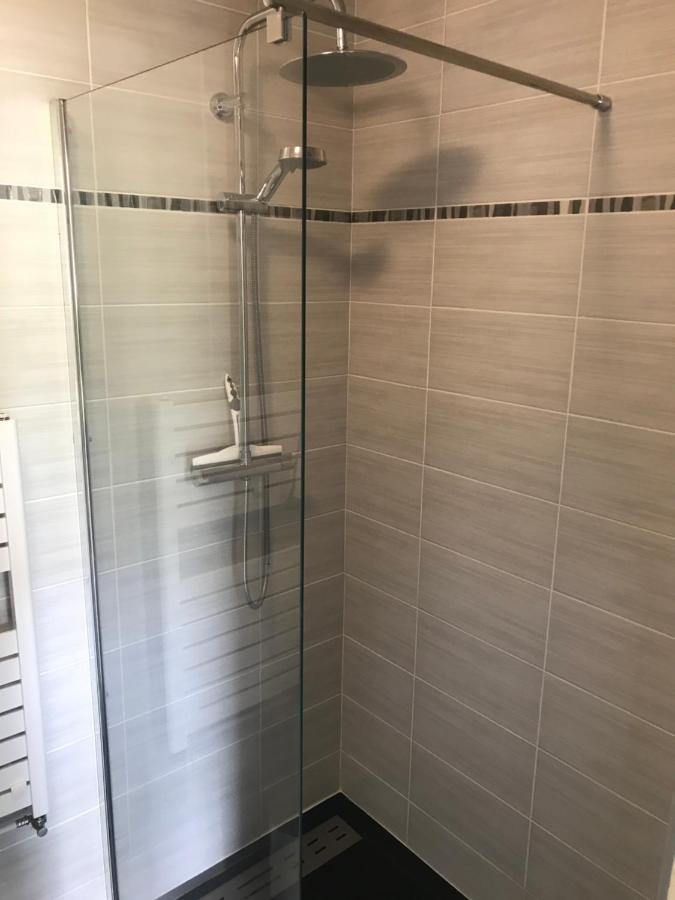 La Cremaillere Apartment Murol Bagian luar foto